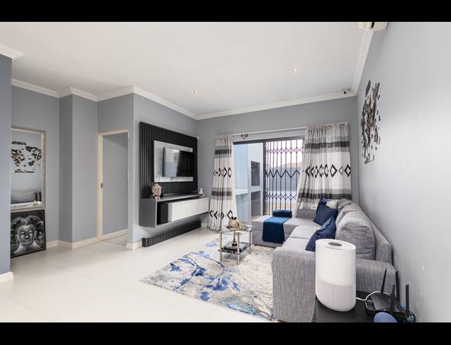 3 BEDROOM FREESTANDING FOR SALE IN PARKLANDS